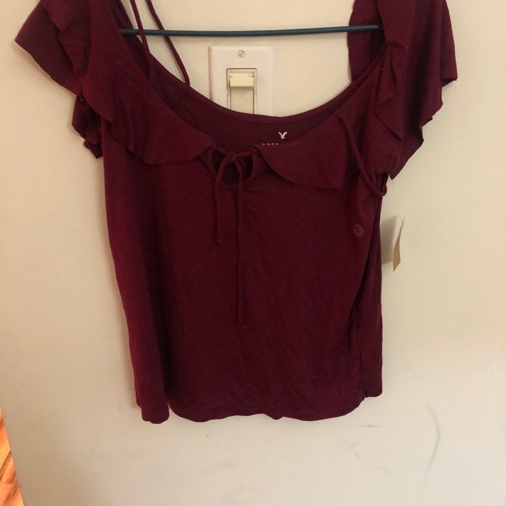 American Eagle crop top.